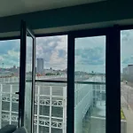 Monarchs Quay Arena Apartments By Happy Days