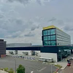 Monarchs Quay Arena Apartments By Happy Days
