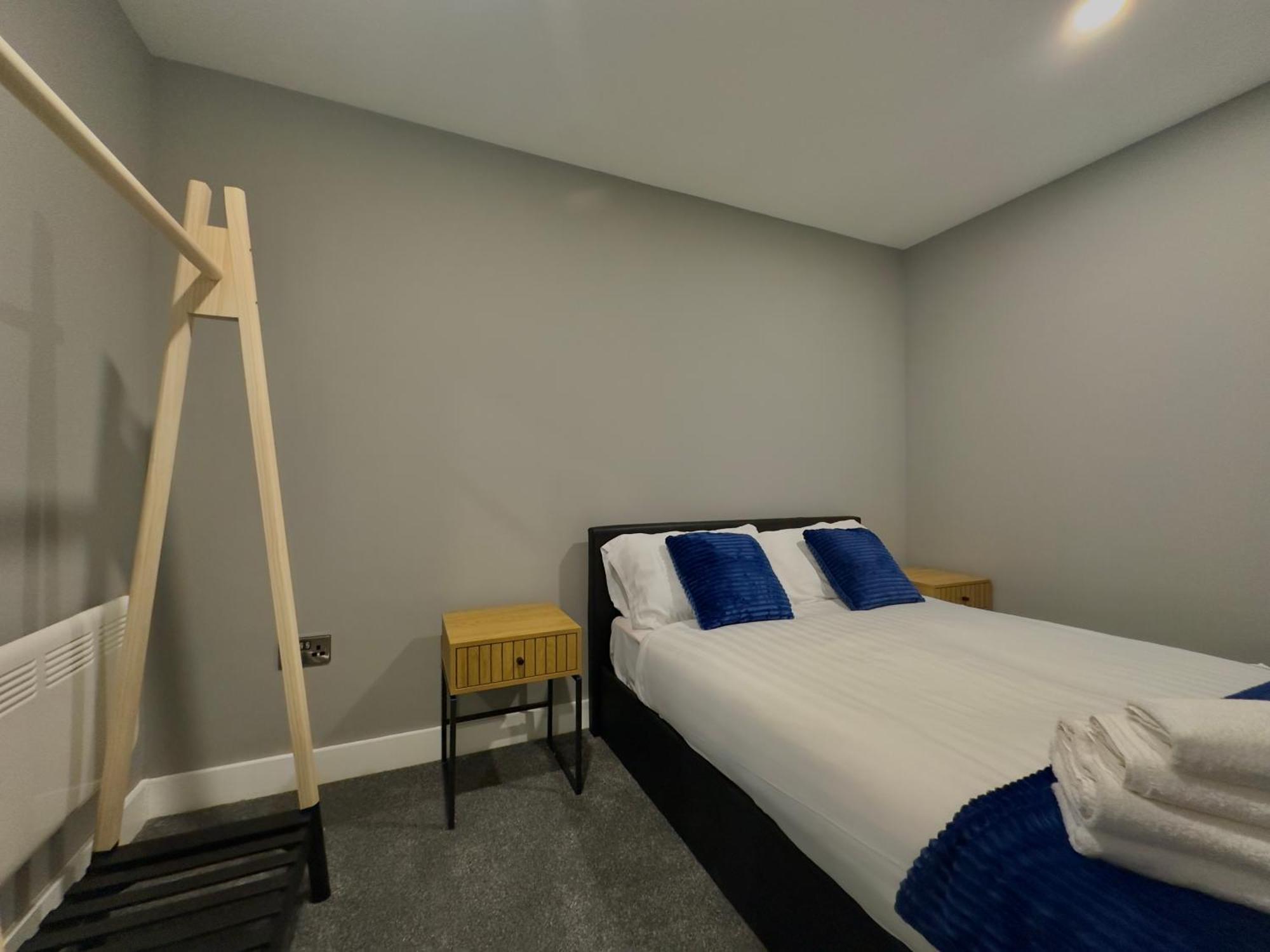 Monarchs Quay Arena By Happy Days Apartment