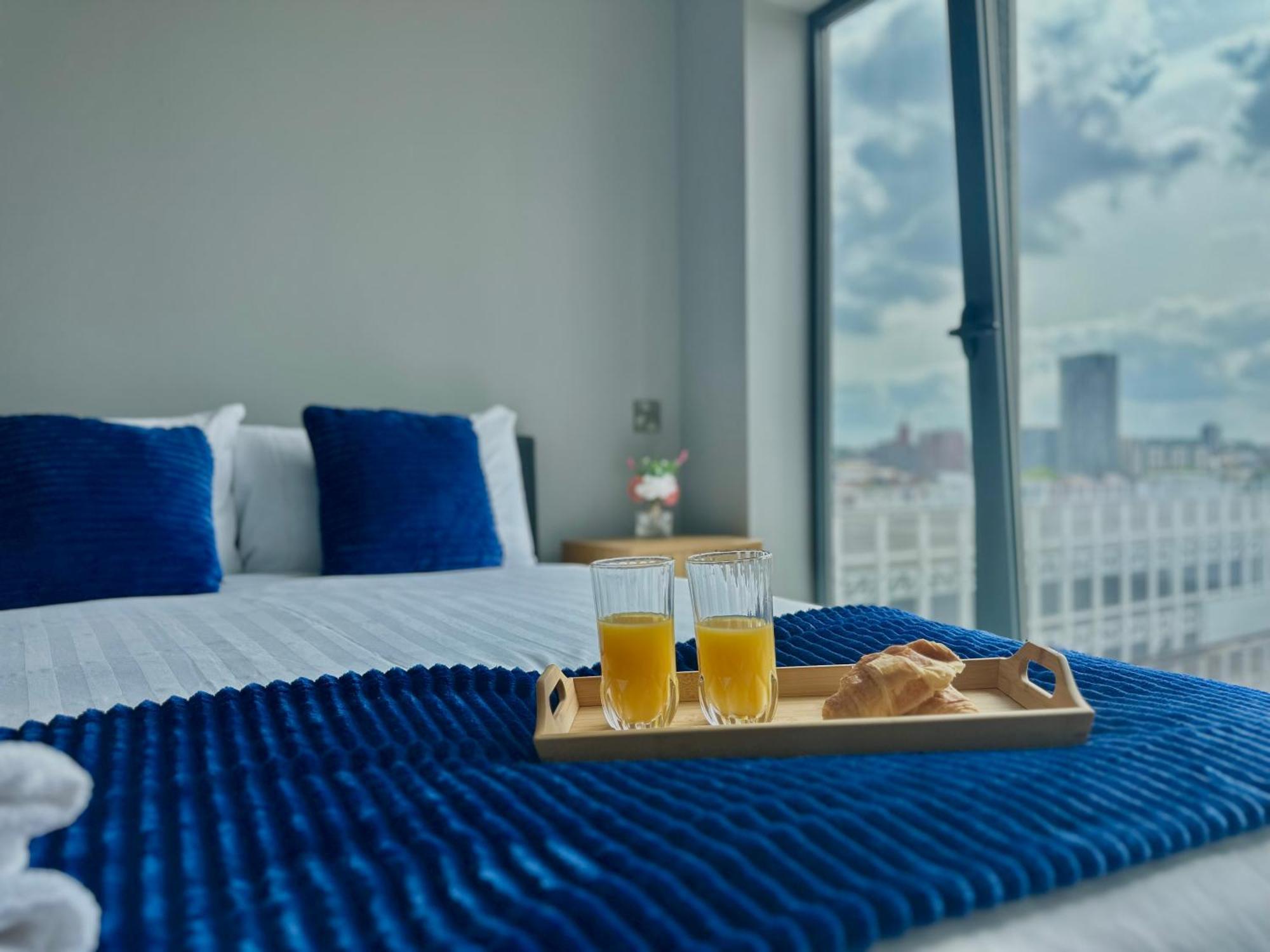 Apartment Monarchs Quay Arena By Happy Days *