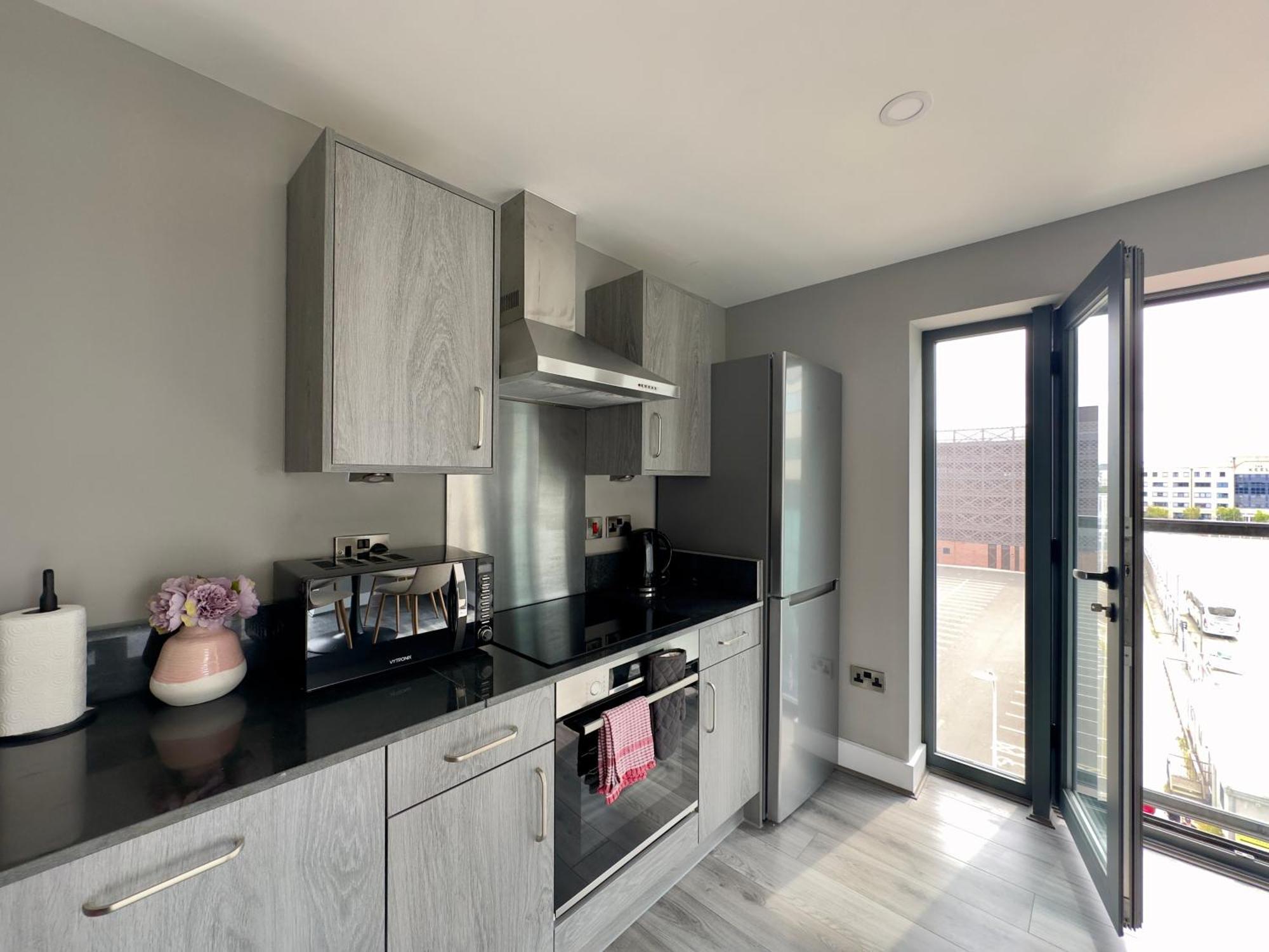 Apartment Monarchs Quay Arena By Happy Days *